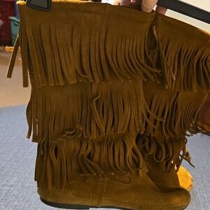 Minnetonka Suede Fringe Boots in Mustard